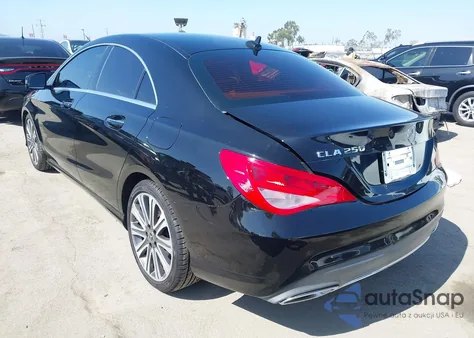 2018 Mercedes-Benz Cla 250 z USA, uszkodzony, nr VIN WDDSJ4EB0JN680046